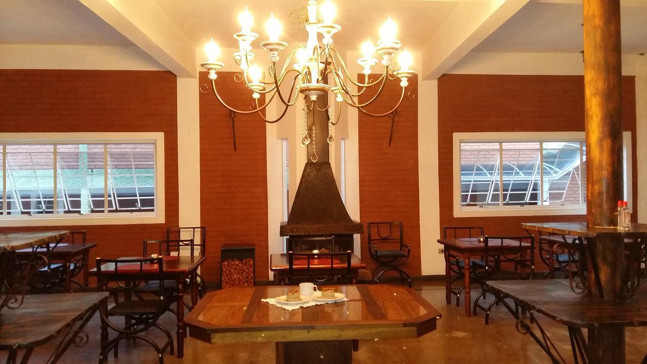 Medieval Hotel Tres Coracoes Buitenkant foto